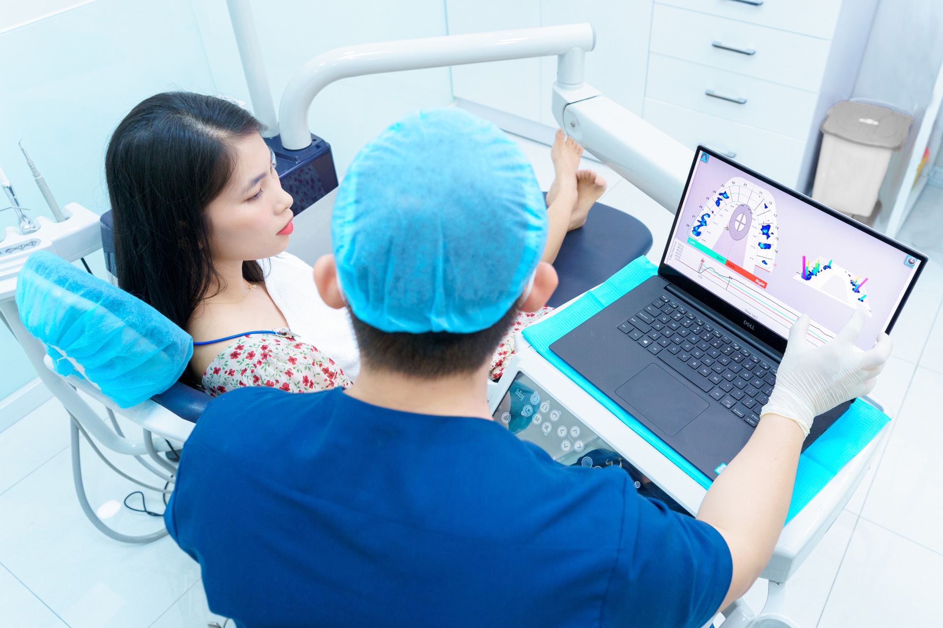 Không gian phòng điều trị riêng với ghế máy chuyên dụng